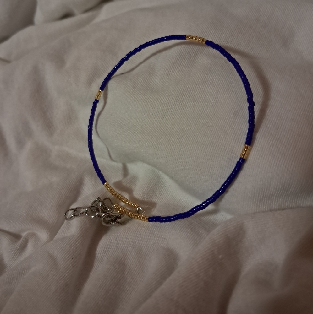 Handmade Elegant Blue and Gold Beaded Bracelet